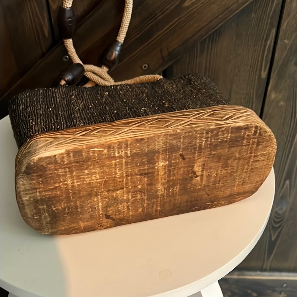 Stylish Black and Tan Woven Tote Bag With Wood Bottom - Picture 3 of 7